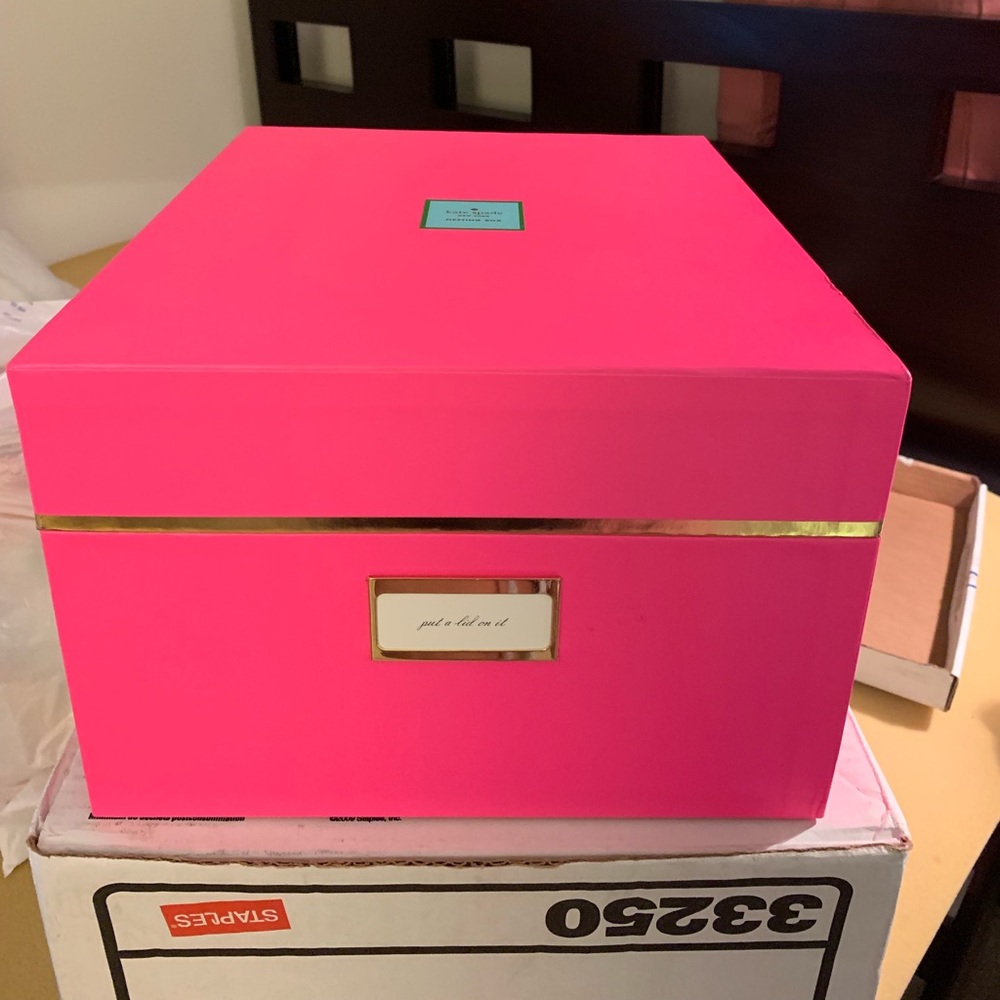 Kate spade nesting box